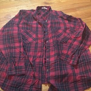 Maurice’s women’s plaid flannel plus size 3